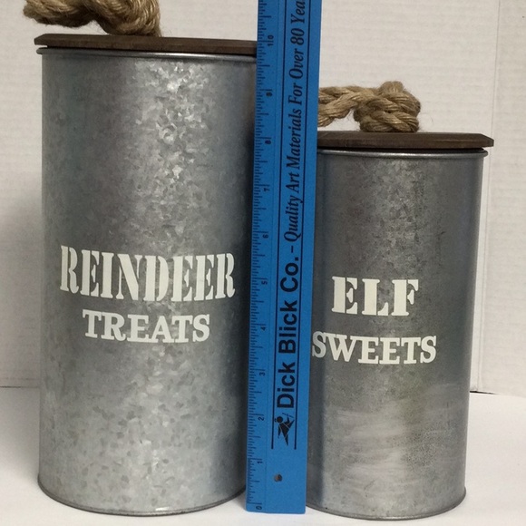 Ashland 2 Tins “Reindeer Treats” & “Elf Sweets Galvanized Tin NWT - Picture 11 of 15